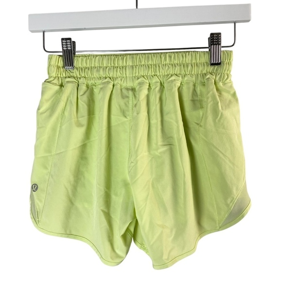 LULULEMON Hotty Hot Low Rise Short 4" in Crispin Green Size 4 - Picture 3 of 6